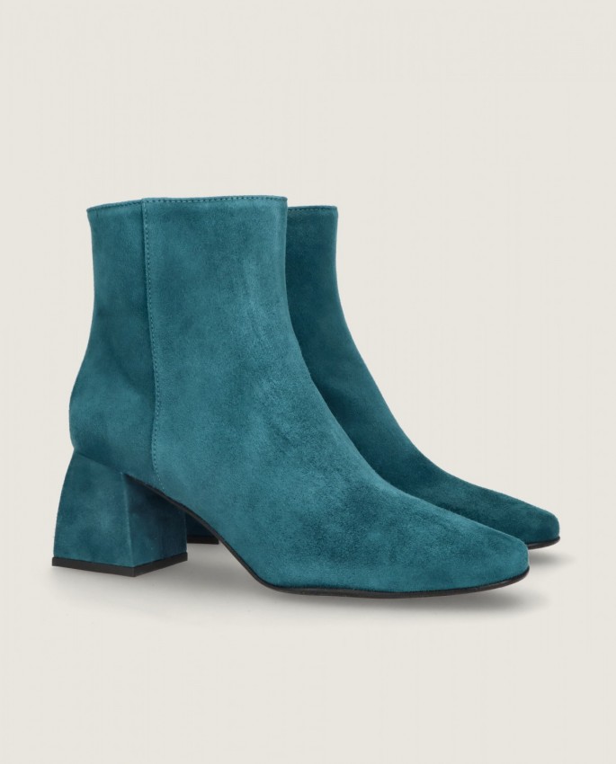 Freja in Mascaro