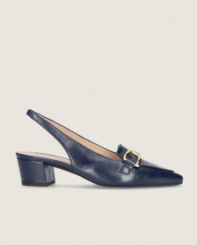 Greta in Mascaro