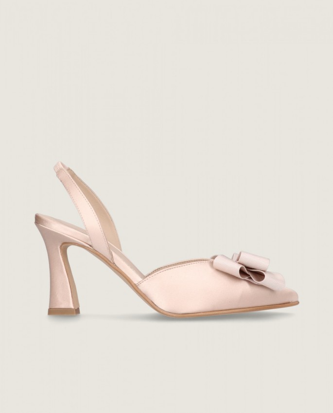 Renata in Mascaro