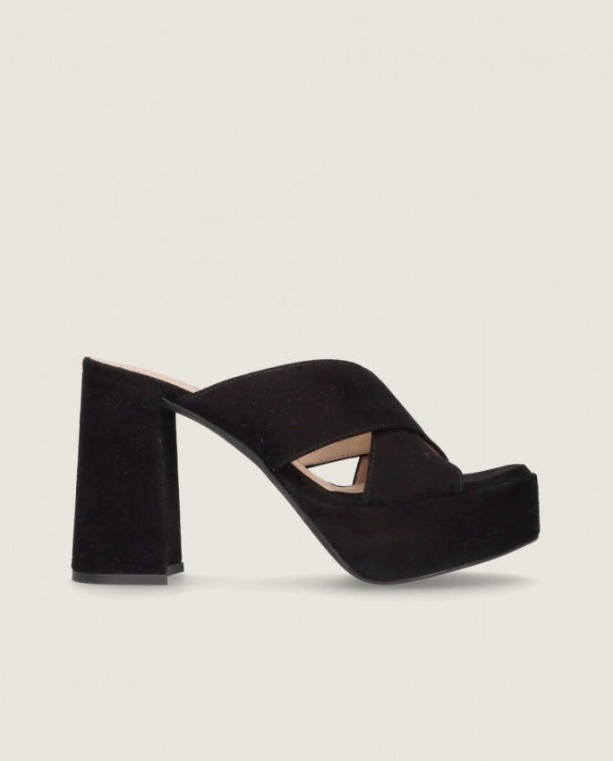 Ruth in Mascaro