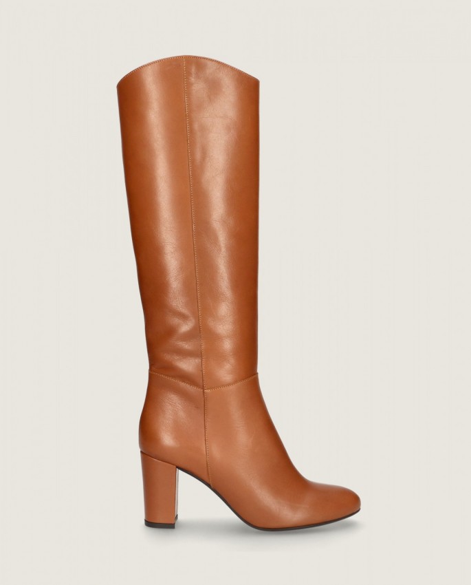 Maya in Mascaro