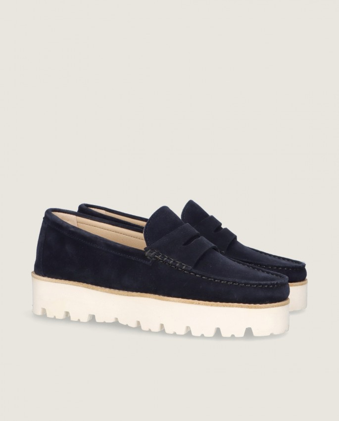 Josephine Josephine in Mascaro