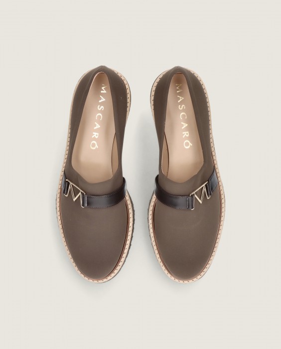 Charlize Mascaró in Mascaro