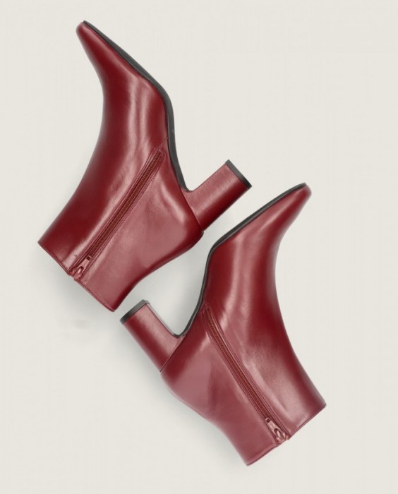 Freja Mascaró in Mascaro