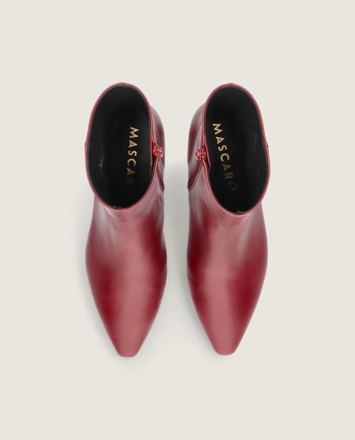 Greta Greta in Mascaro