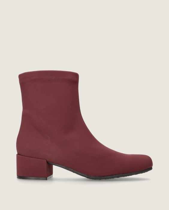 Milan Mascaró in Mascaro