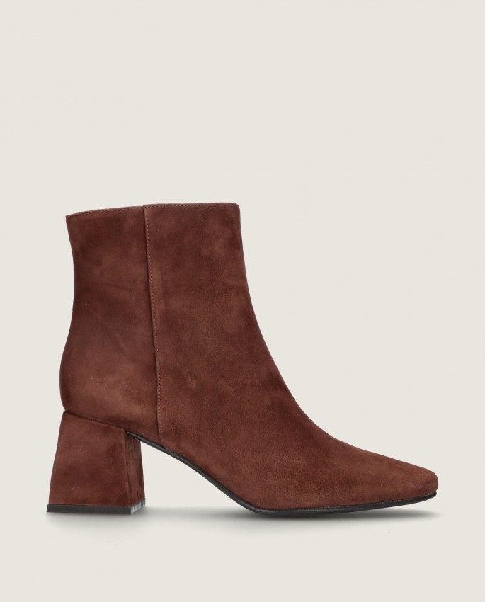 Freja in Mascaro