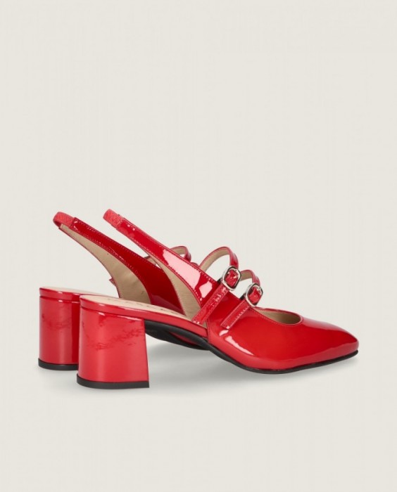 Katherine Mascaró in Mascaro