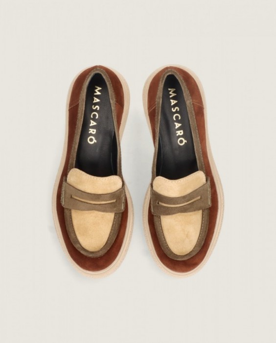 Alice Mascaró in Mascaro